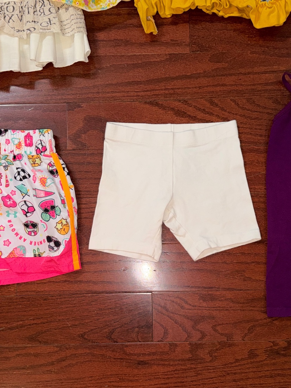 BUNDLE OF GIRLS DRESSES - Picture 16 of 16